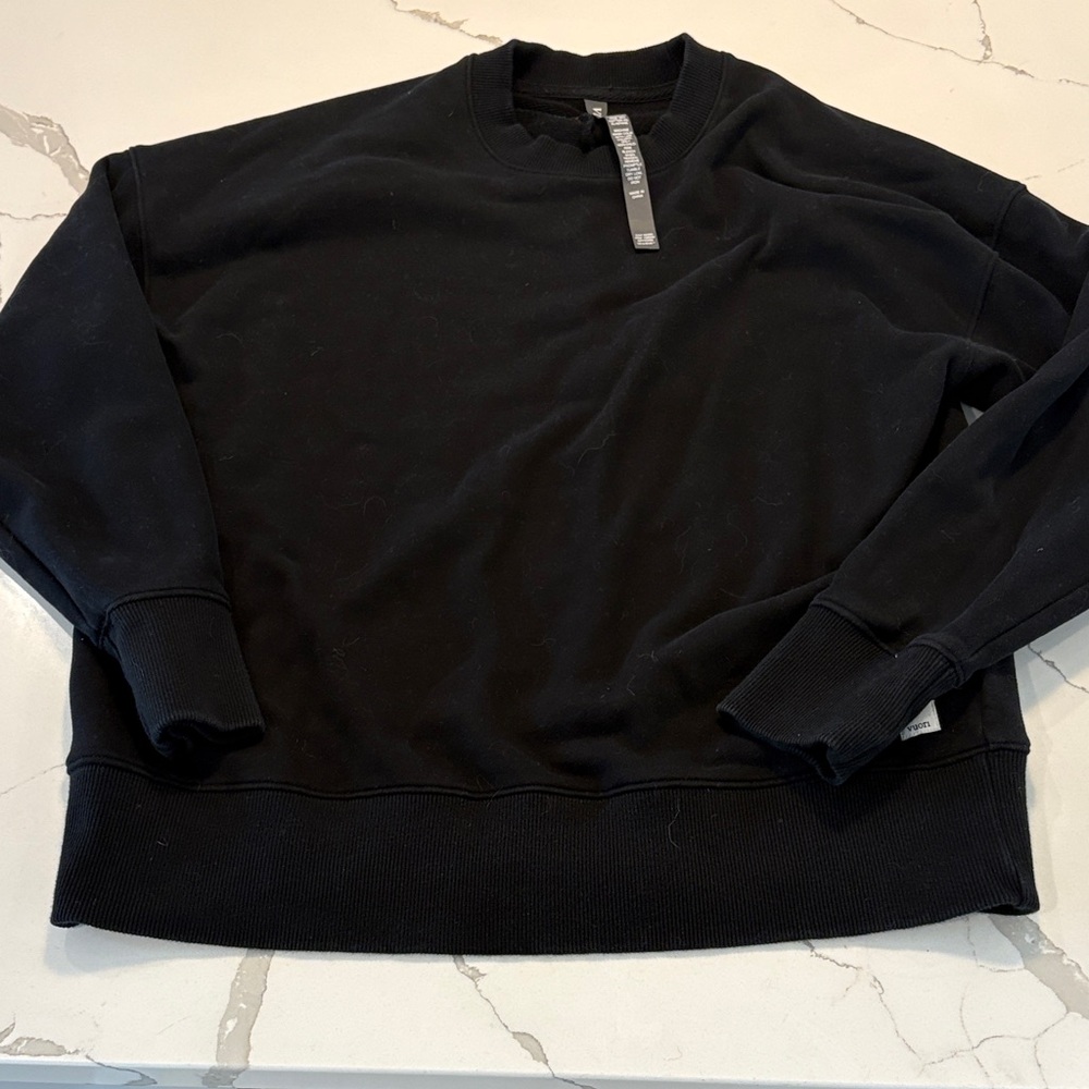 Vuori Women's Crewneck Black Sweater